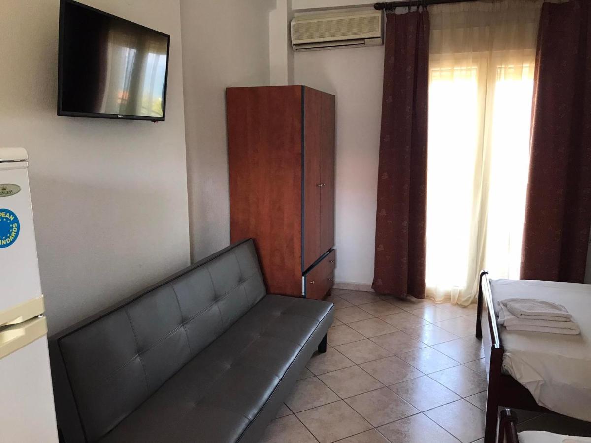 Karaoyli Apartments Studios Kókkinon Nerón Dış mekan fotoğraf